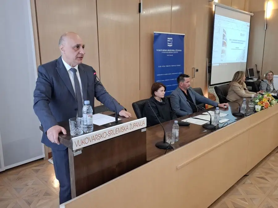 U Vukovaru održana edukacija uoči izbora za vijeća i predstavnike nacionalnih manjina