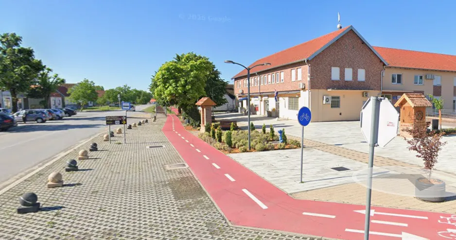 Nova komunalna oprema za urednije i sigurnije javne površine u Gradištu